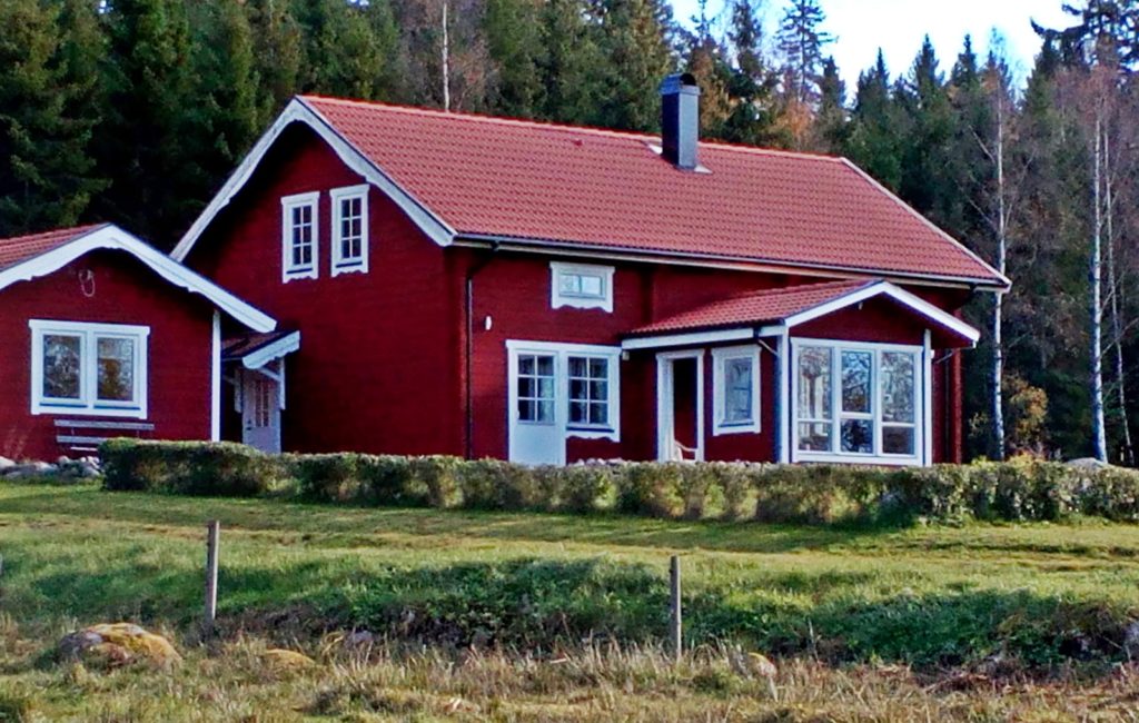 rymligt hus på landet